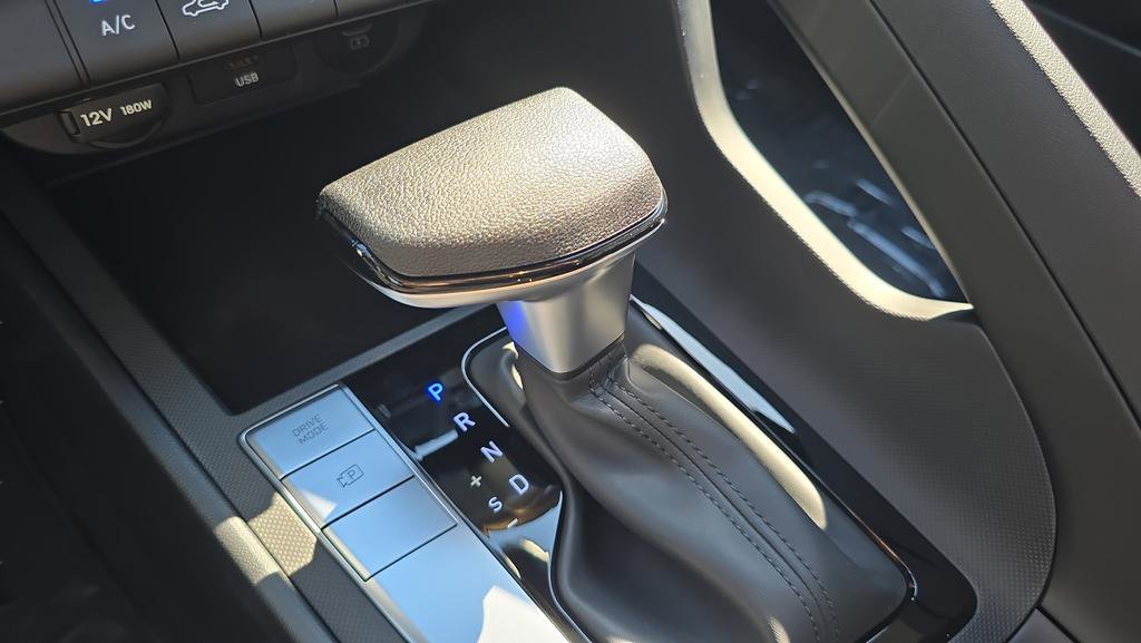 New 2026 Hyundai Elantra SE FWD image 22