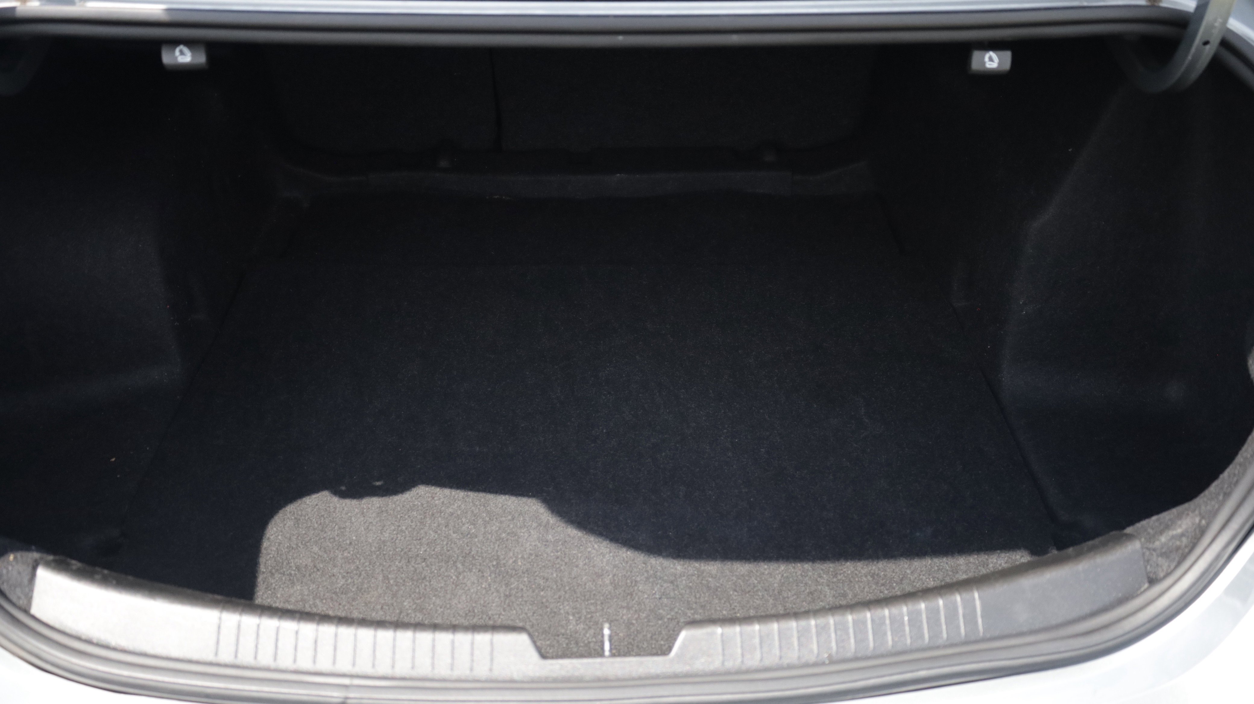Used 2023 Chevrolet Malibu LT FWD image 14