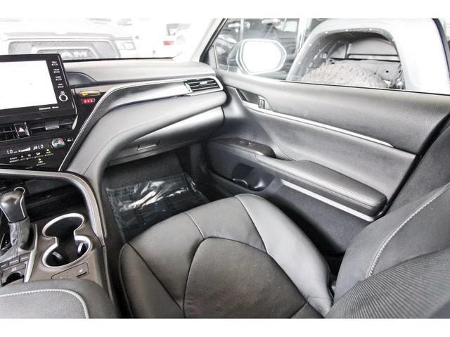 Used 2023 Toyota Camry XLE FWD image 8