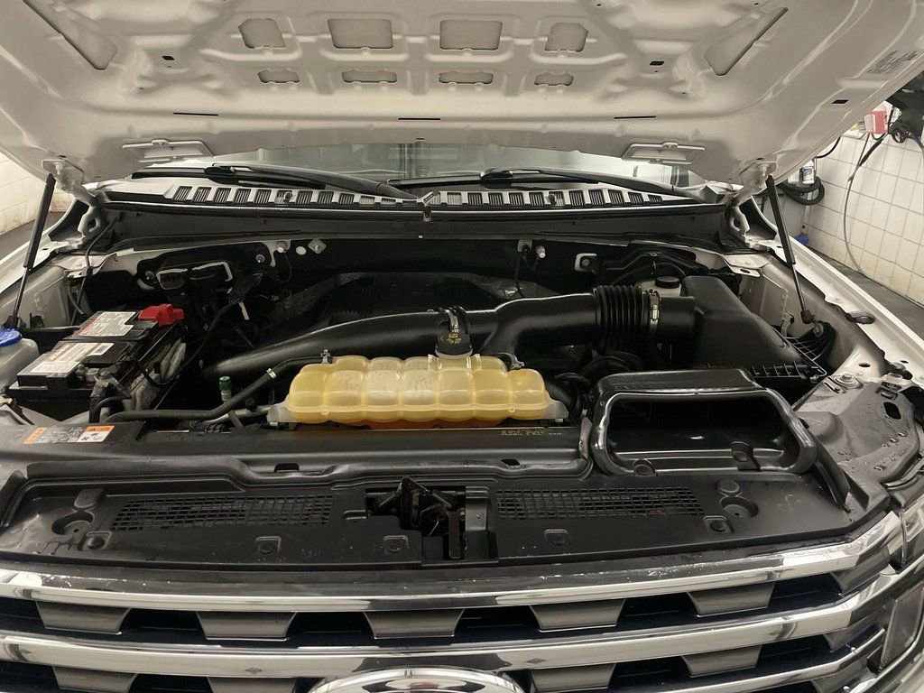 Used 2018 Ford Expedition Max XLT w/ Equipment Group 201A image 22