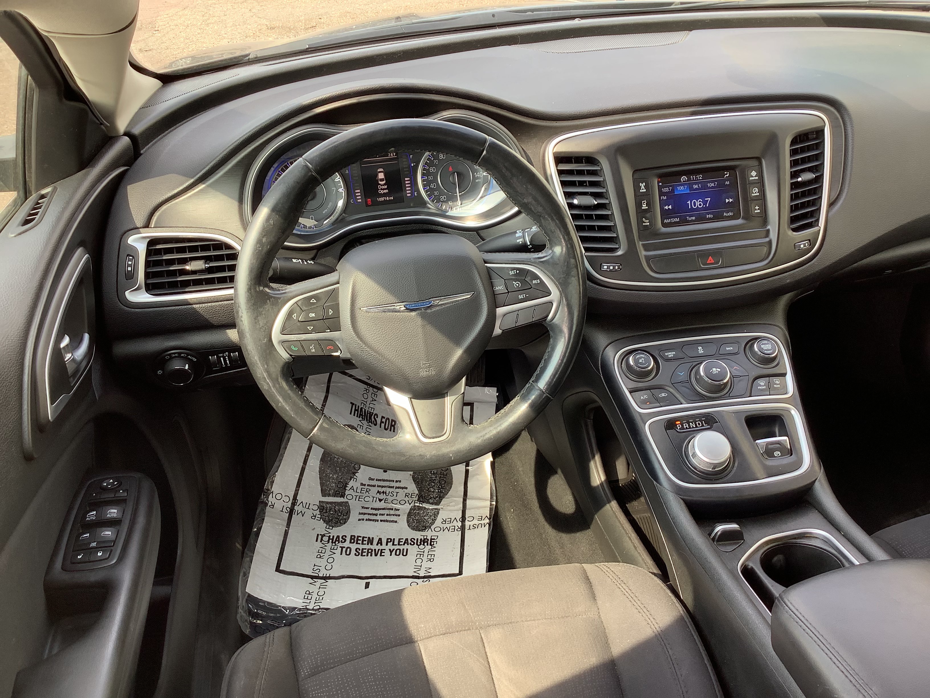 Used 2015 Chrysler 200 Limited w/ Convenience Group FWD image 9