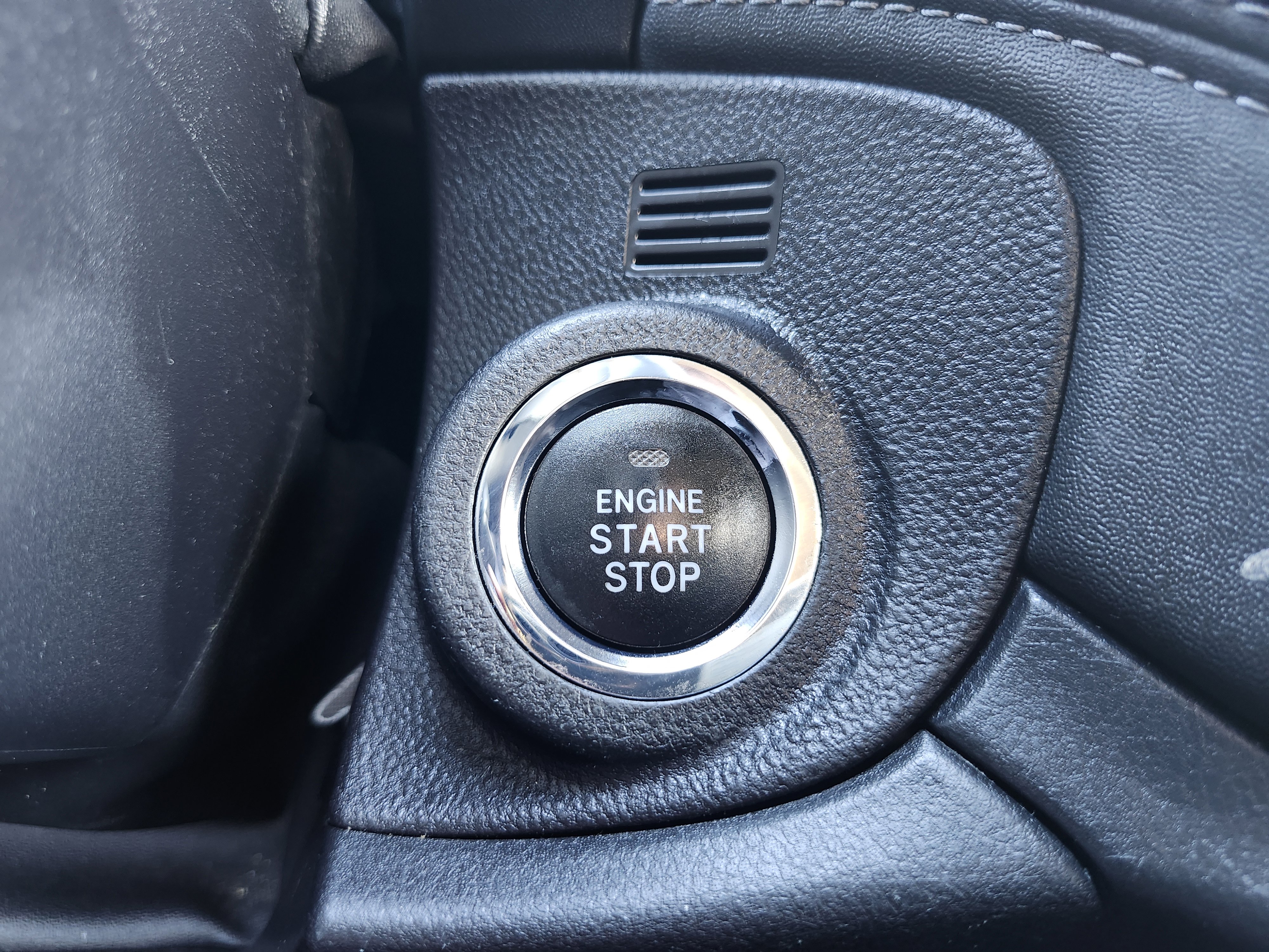 Used 2020 Subaru Outback Limited w/ Popular Package #2 image 9