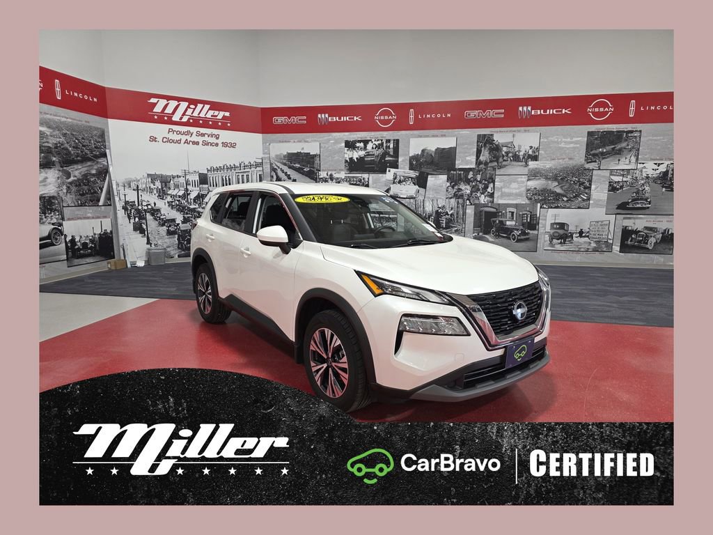 Used 2023 Nissan Rogue SV image 1