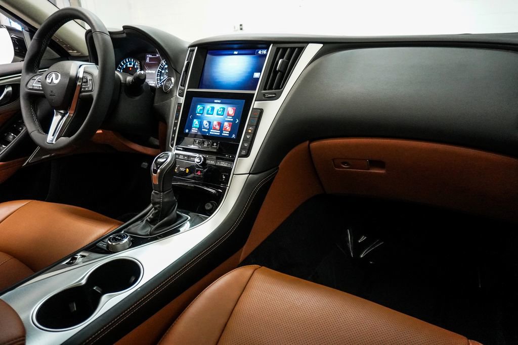 Used 2023 INFINITI Q50 Luxe w/ Cargo Package RWD image 11