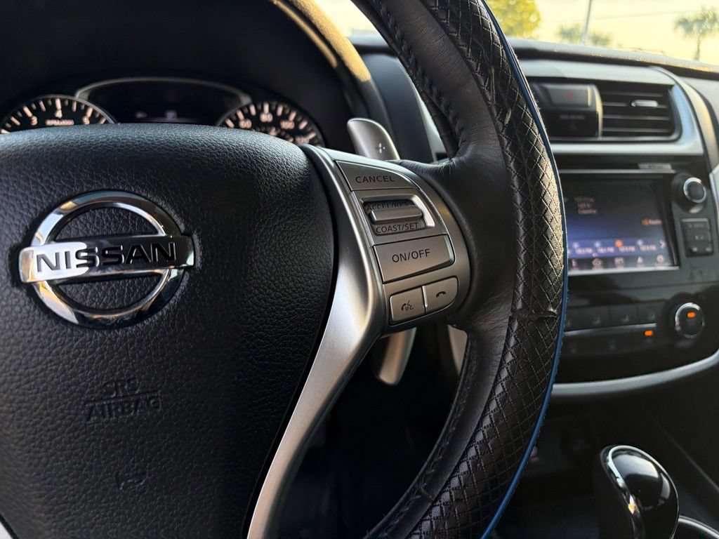 Used 2018 Nissan Altima 2.5 SR w/ SR Midnight Edition FWD image 17