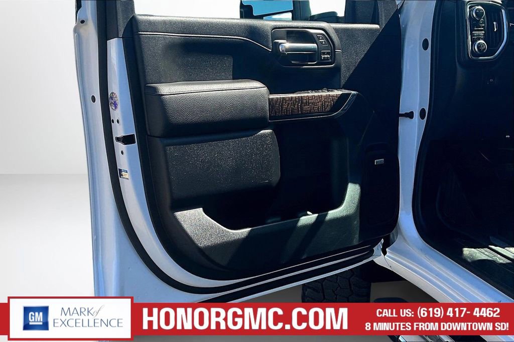 Used 2020 GMC Sierra 2500 Denali w/ Denali Ultimate Package AWD/4WD image 21