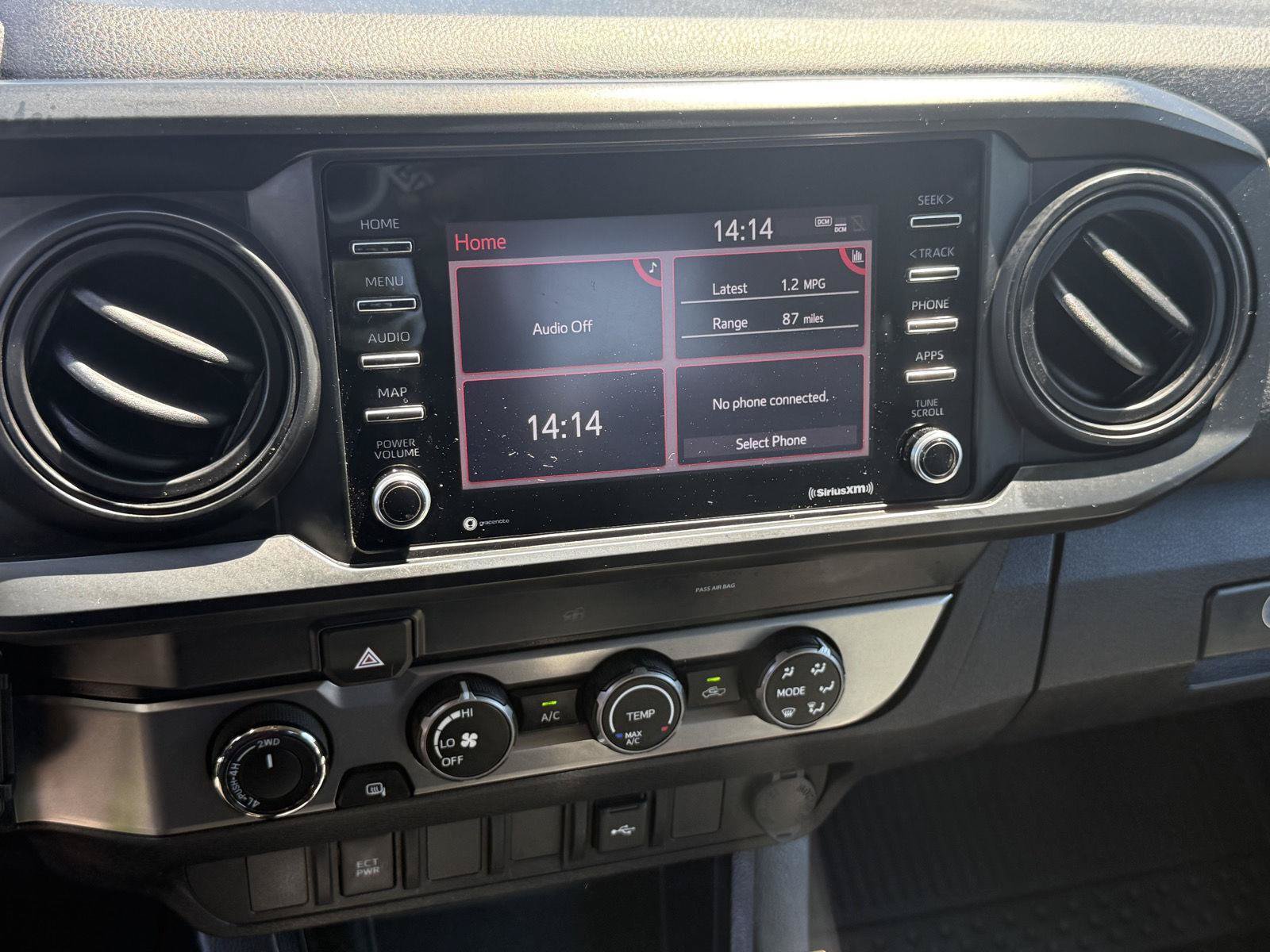 Used 2020 Toyota Tacoma SR w/ SX Package AWD/4WD image 19