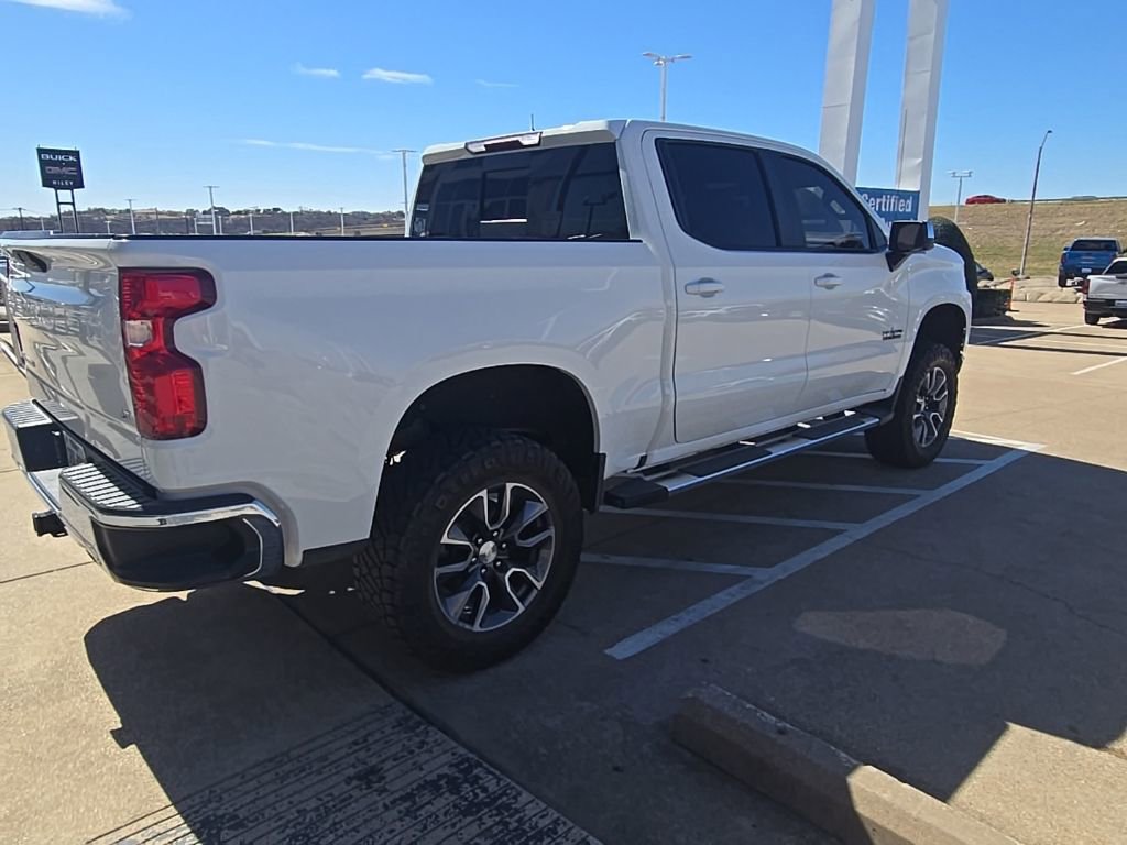 Used 2021 Chevrolet Silverado 1500 LT w/ Texas Edition Plus image 9