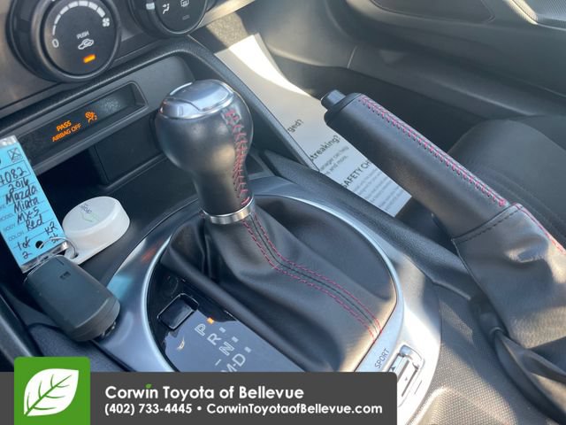 Used 2016 MAZDA MX-5 Miata Sport RWD image 13