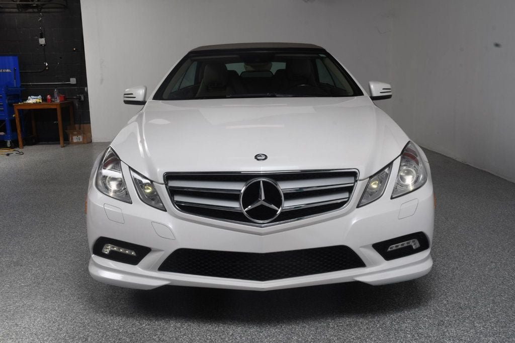 Used 2011 Mercedes-Benz E 550 Cabriolet image 15