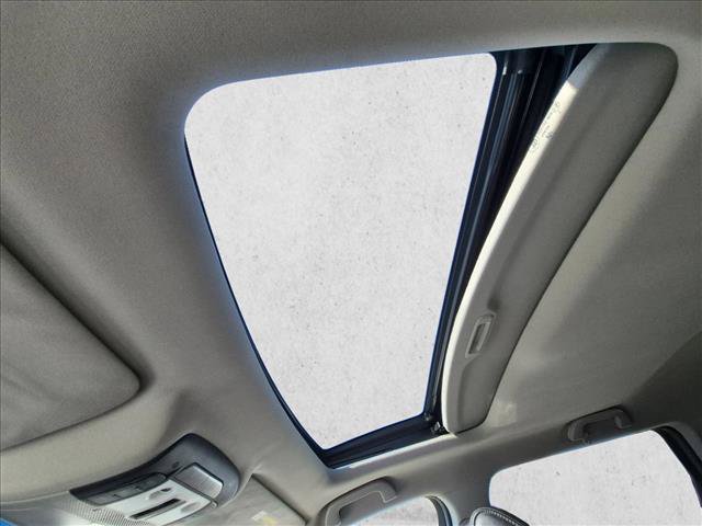 Used 2011 Acura MDX w/ Technology Package AWD/4WD image 16