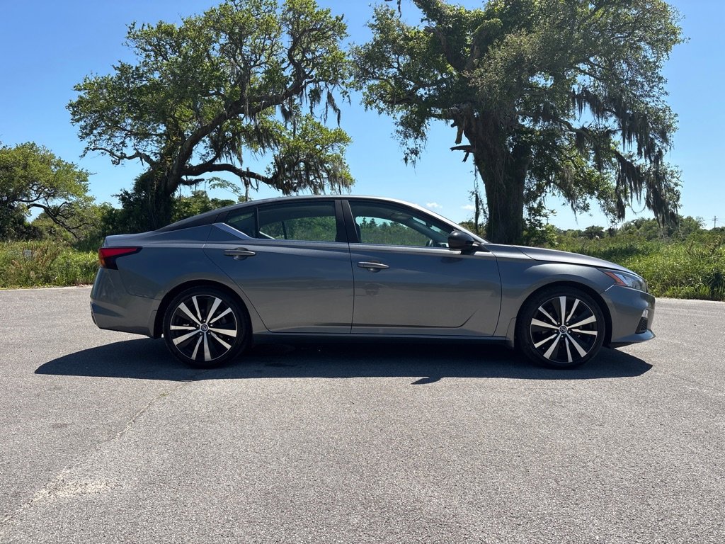 Used 2022 Nissan Altima 2.5 SR image 9
