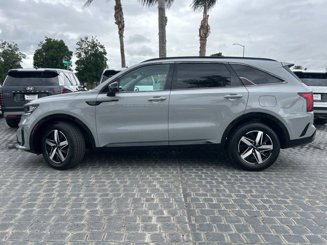 Used 2023 Kia Sorento EX w/ Panoramic Sunroof Package image 4