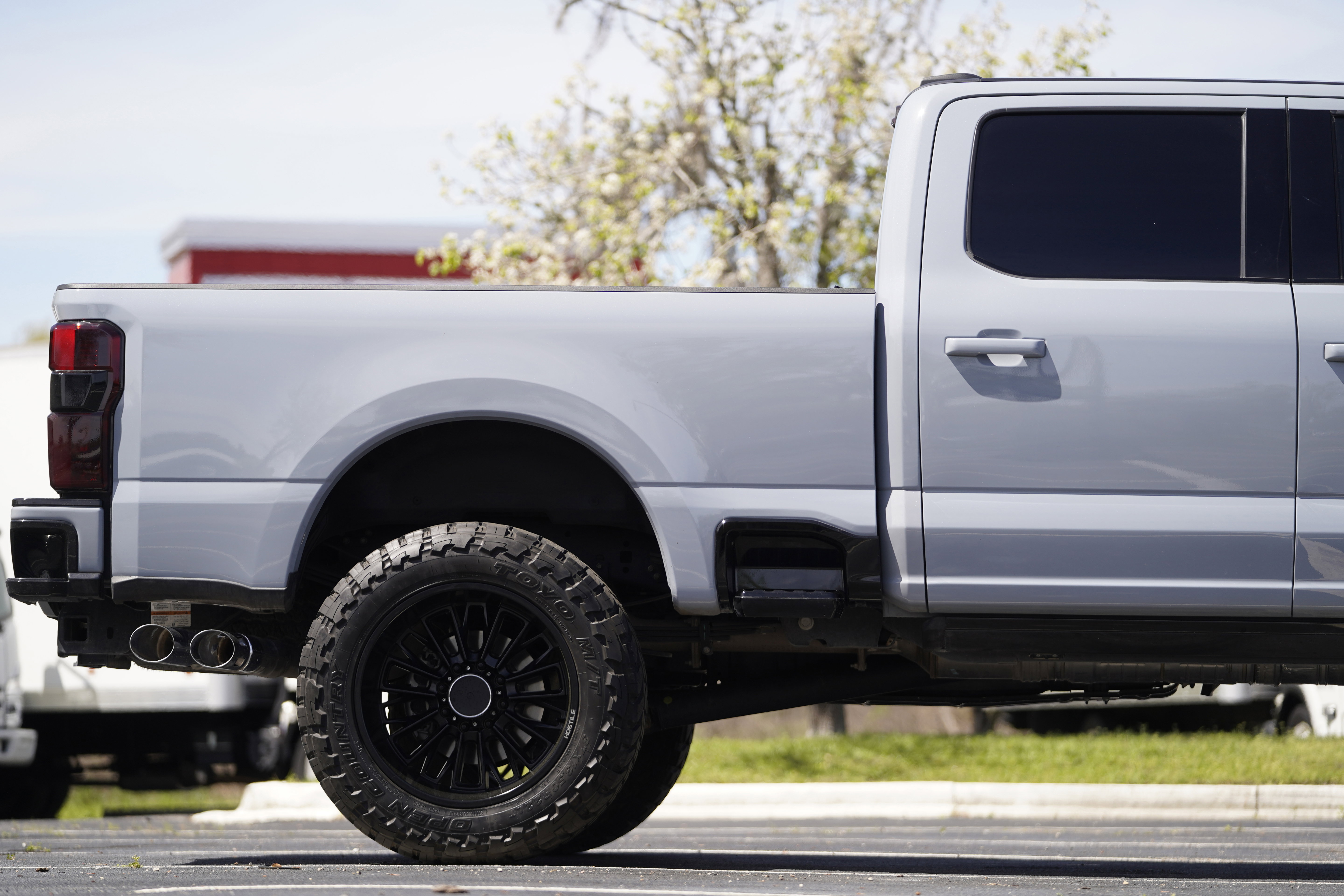 Used 2024 Ford F250 Platinum image 5