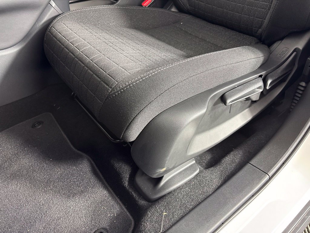 Used 2027 Honda HR-V LX image 23