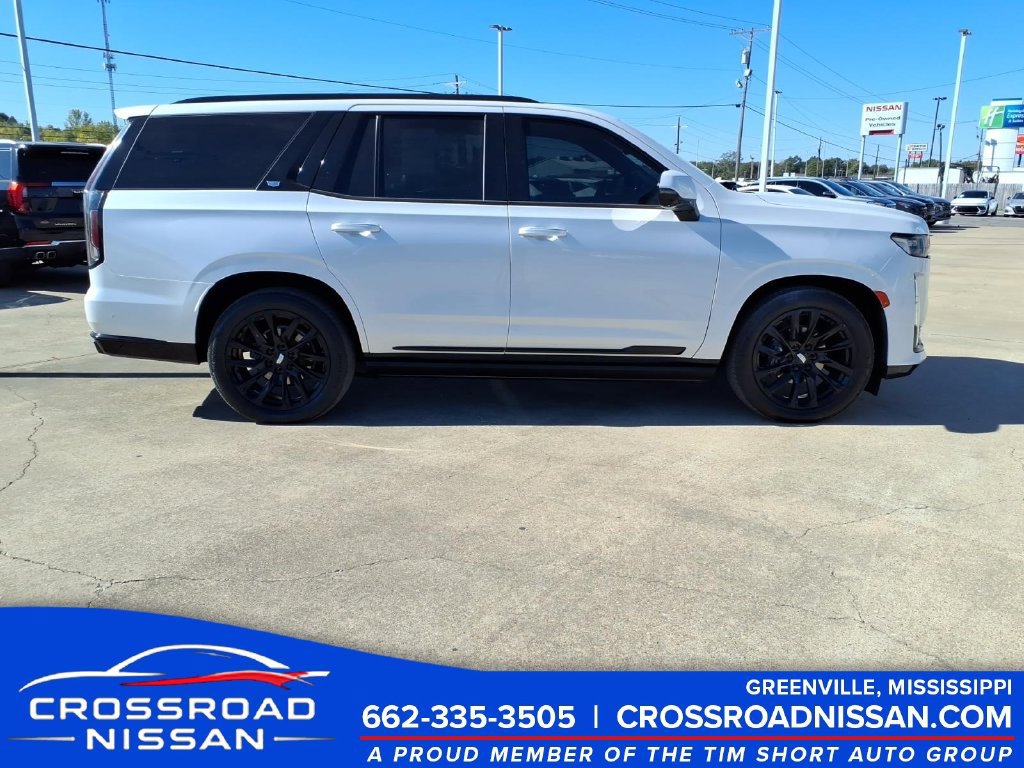 Used 2022 Cadillac Escalade Sport Platinum w/ LPO, ONYX Package AWD/4WD image 6