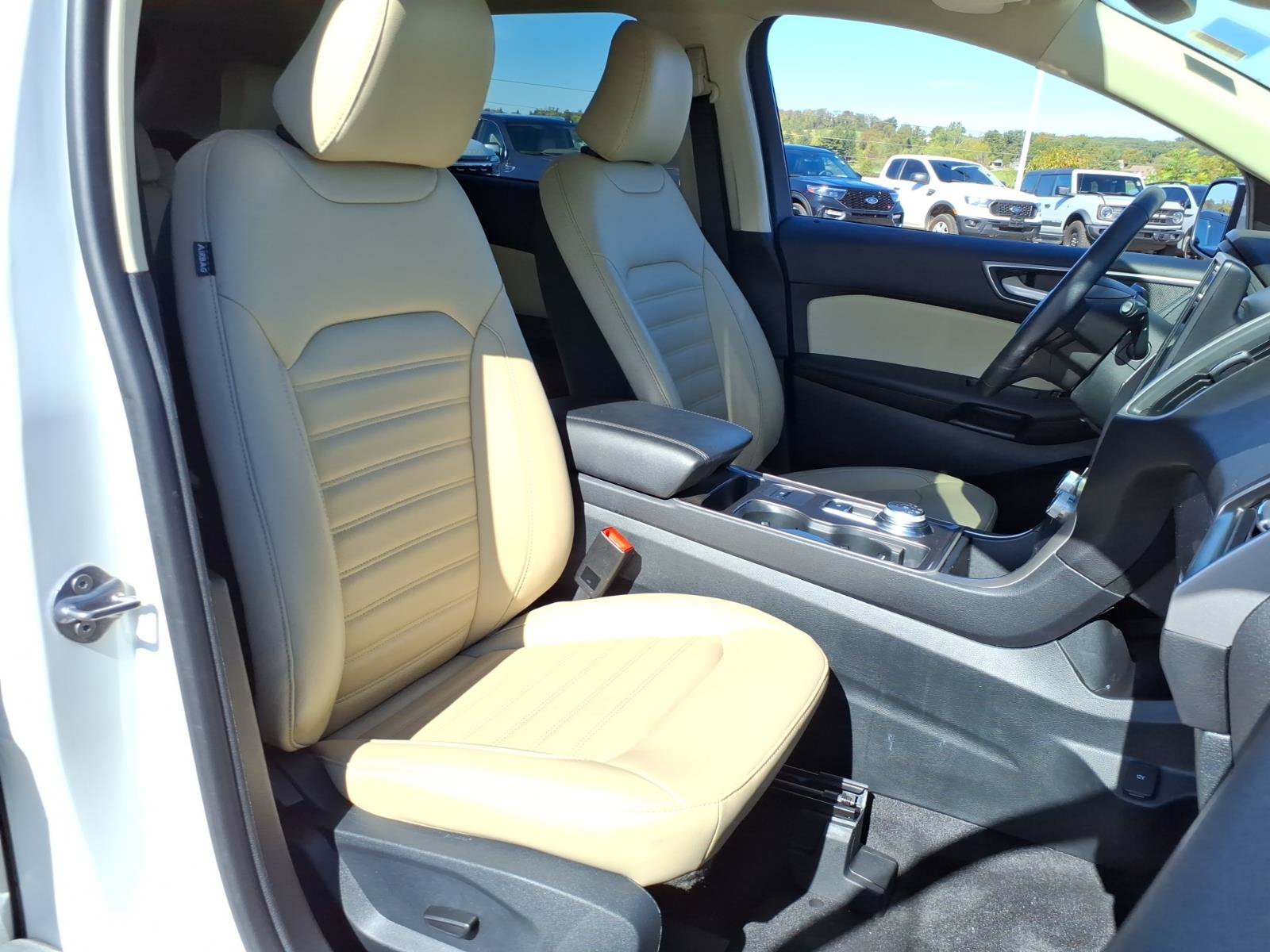 Used 2024 Ford Edge SEL w/ Convenience Package AWD/4WD image 8