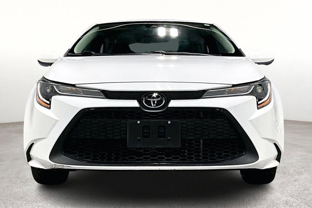 Used 2022 Toyota Corolla LE image 5