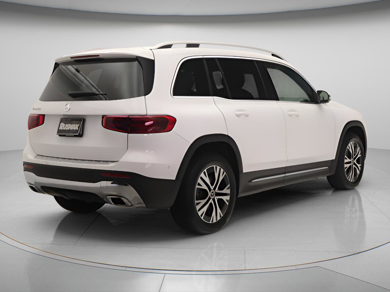 Certified 2026 Mercedes-Benz GLB 250 image 4