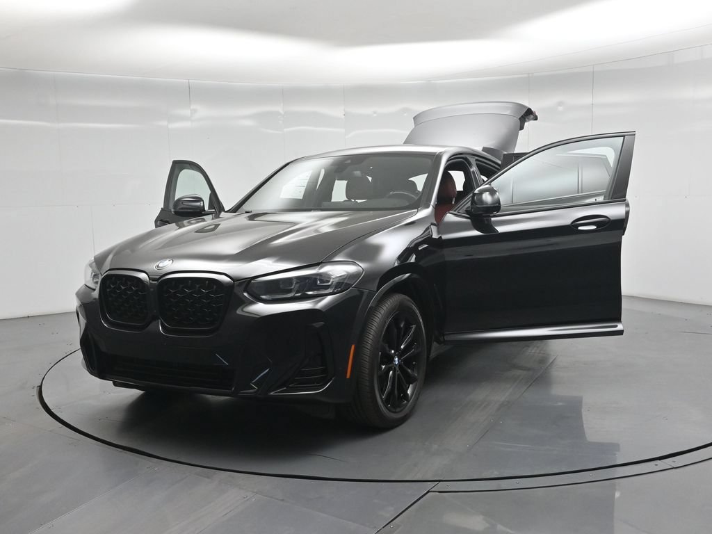 Used 2024 BMW X4 xDrive30i w/ M Sport Package AWD/4WD image 32