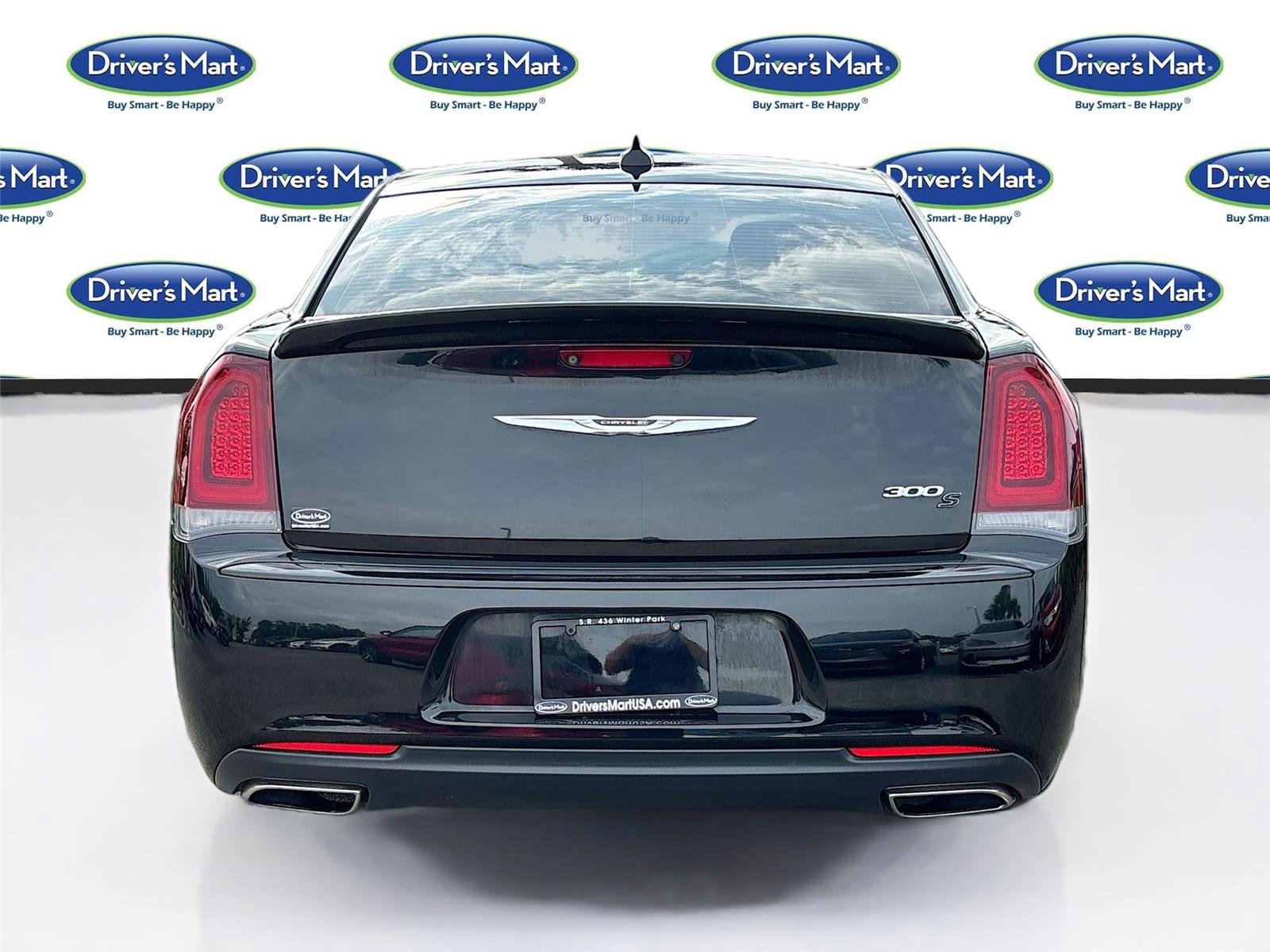 Used 2020 Chrysler 300 S RWD image 6