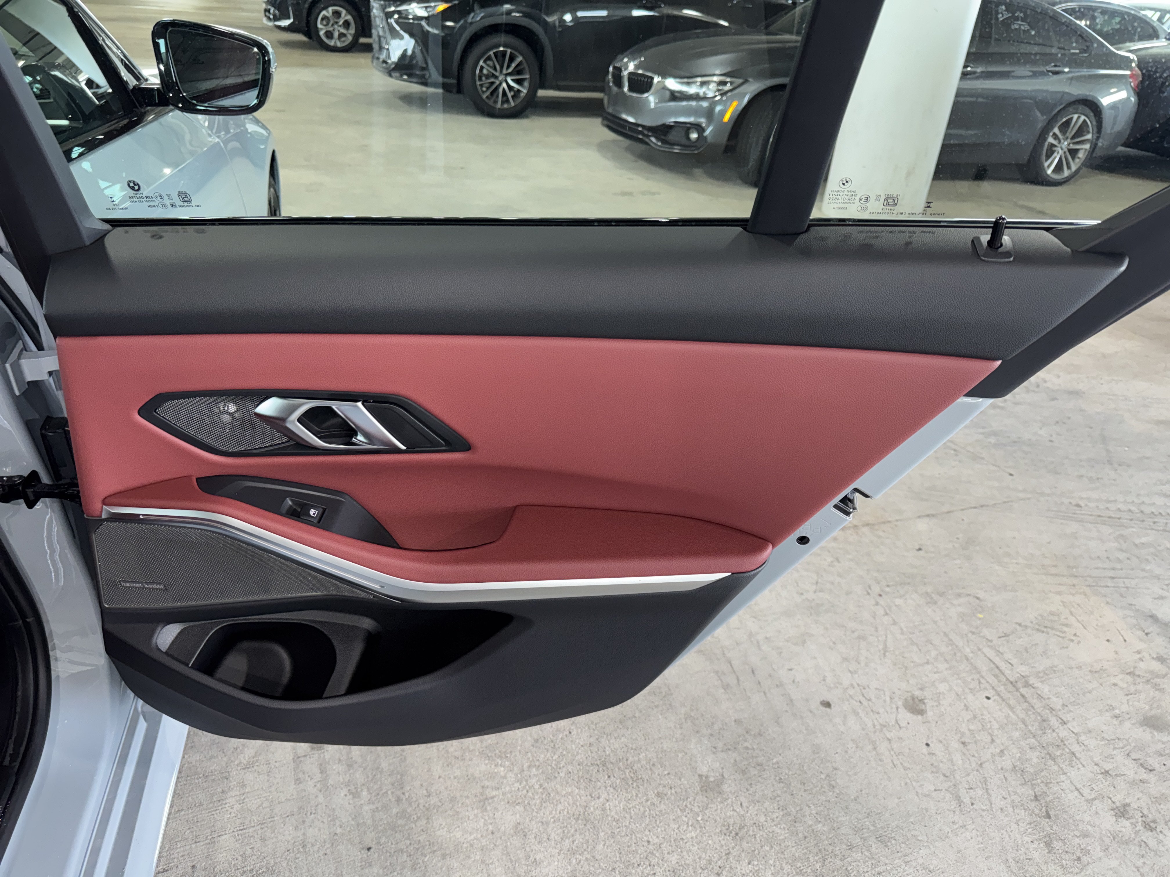 New 2026 BMW 330i Sedan RWD image 10