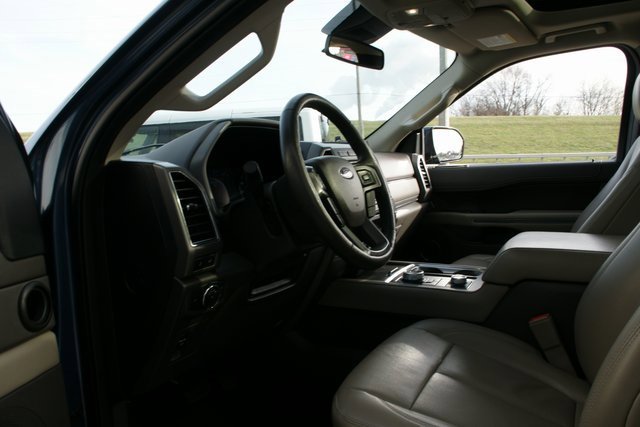 Used 2020 Ford Expedition XLT w/ Equipment Group 202A image 14