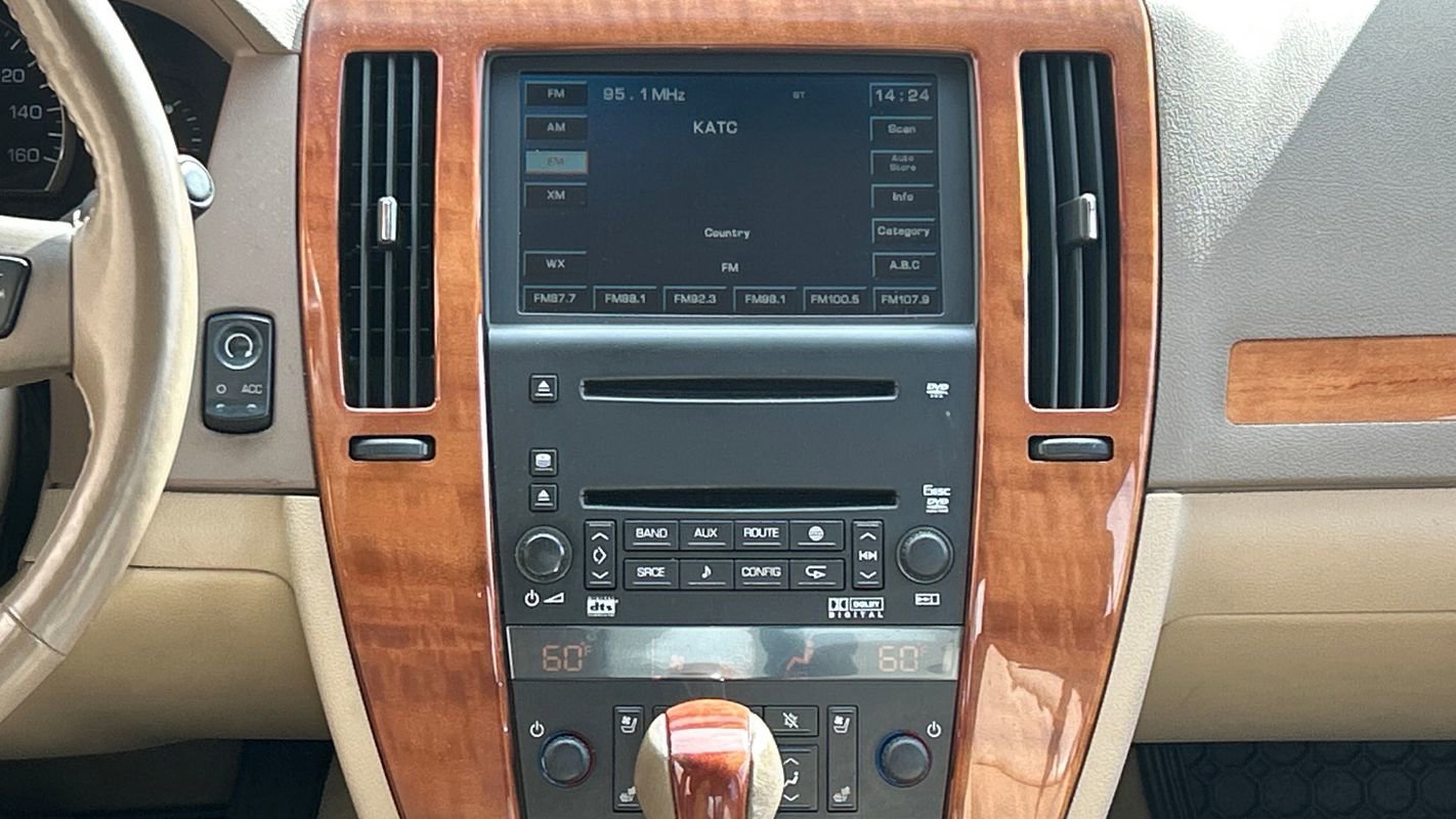 Used 2006 Cadillac STS w/ Preferred Equipment Group image 18