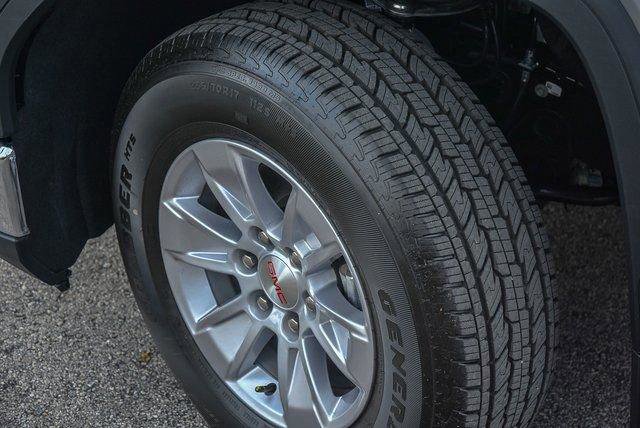 New 2025 GMC Sierra 1500 SLE w/ Preferred Package image 3