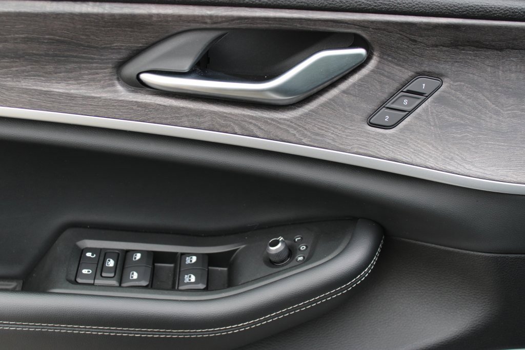 Used 2021 Jeep Grand Cherokee L Limited image 10