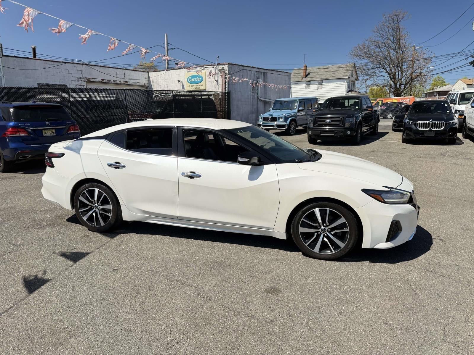 Used 2021 Nissan Maxima 3.5 SV w/ Floor Mat Group FWD image 11