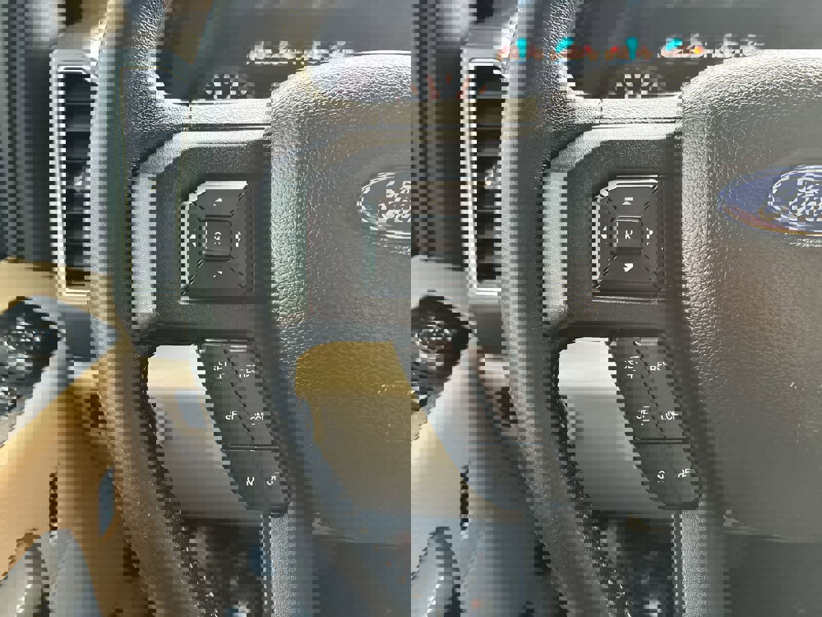 Used 2018 Ford F150 XLT w/ Equipment Group 302A Luxury image 12