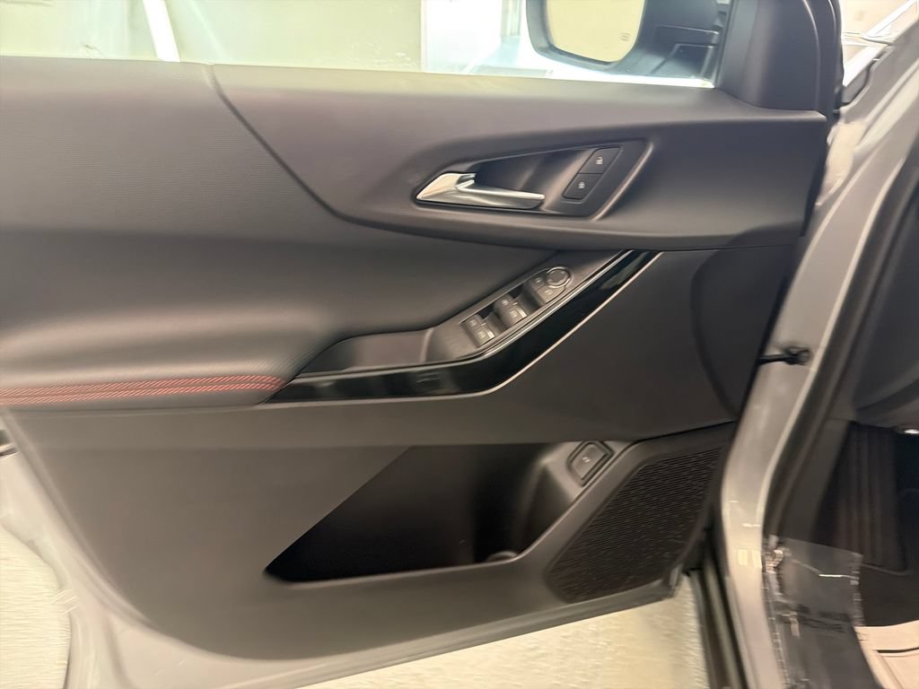 New 2027 Chevrolet Equinox RS FWD image 13