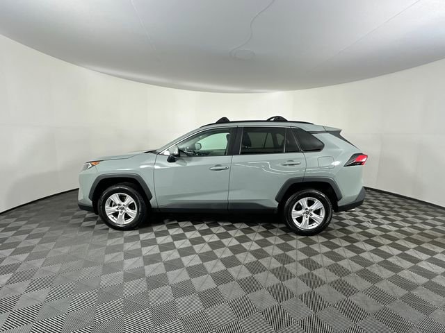 Used 2021 Toyota RAV4 XLE w/ Convenience Package AWD/4WD image 10