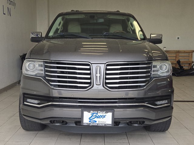 Used 2015 Lincoln Navigator L 4WD w/ Equipment Group 101A Reserve image 2