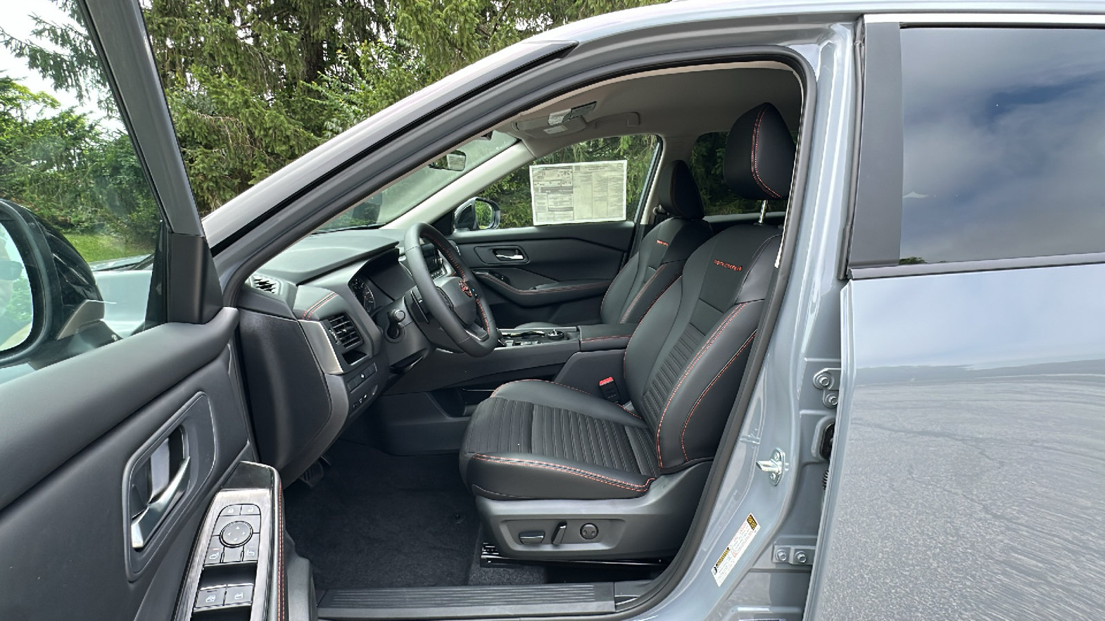 New 2026 Nissan Rogue SV AWD/4WD image 7