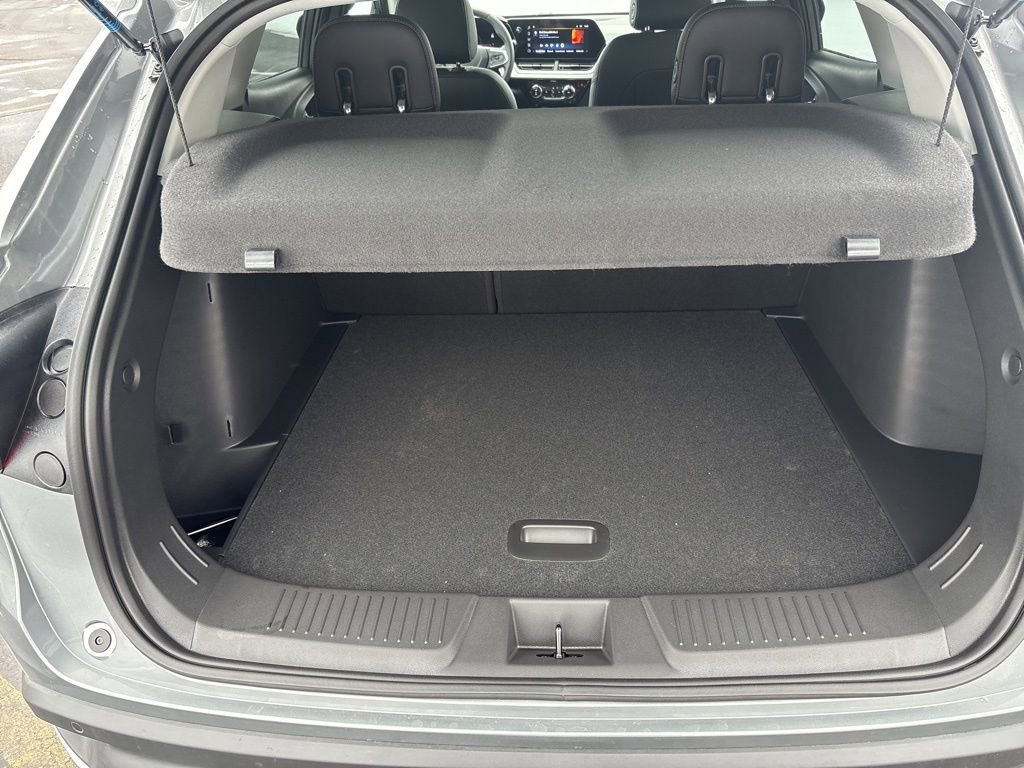 New 2026 Chevrolet Trax LT w/ Driver Confidence Package image 21