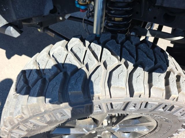 Used 2022 Jeep Gladiator Overland image 5