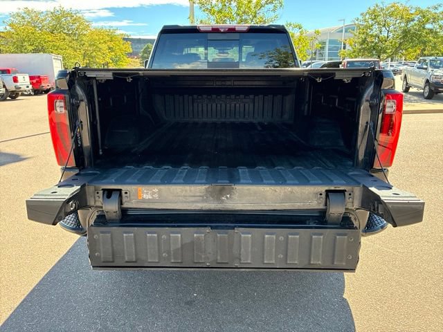 Used 2024 GMC Sierra 2500 Denali Ultimate AWD/4WD image 8