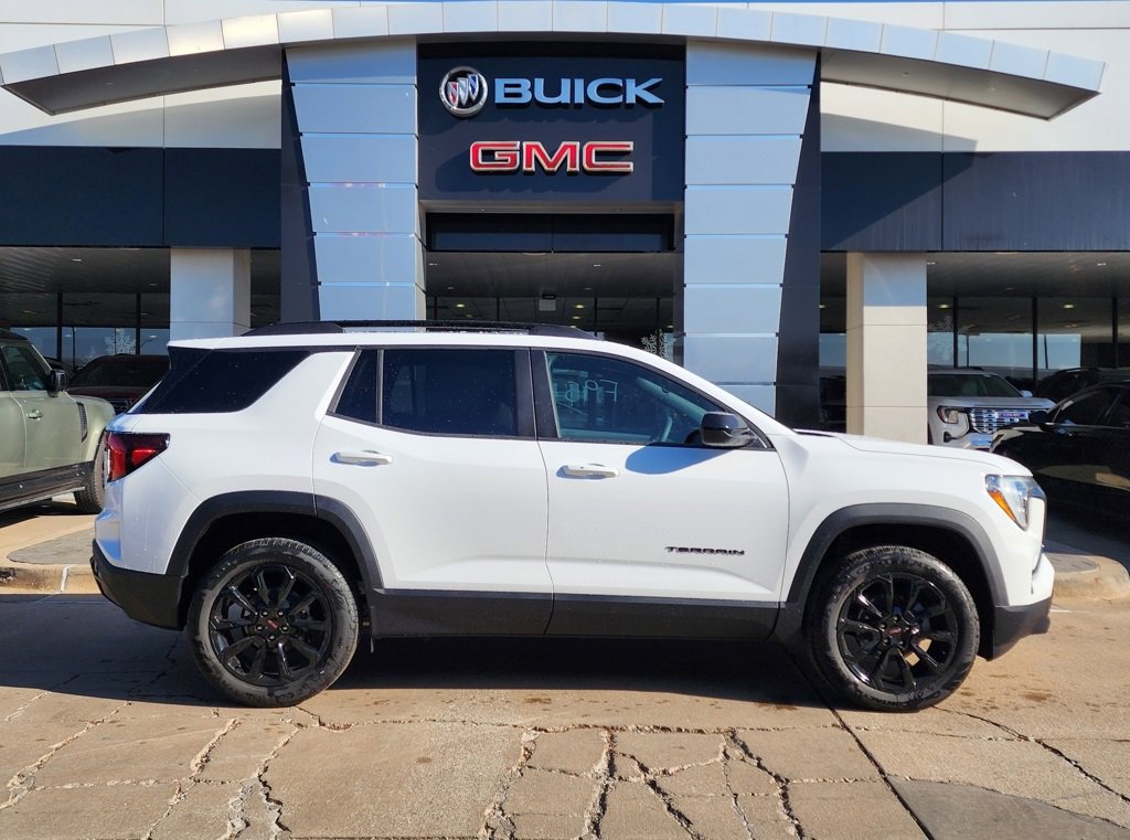 New 2026 GMC Terrain Elevation w/ Black Edition image 3