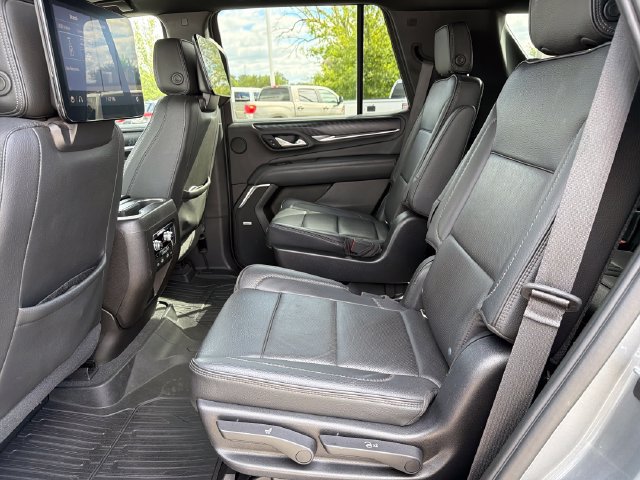 Used 2021 GMC Yukon Denali w/ Denali Ultimate Package AWD/4WD image 20