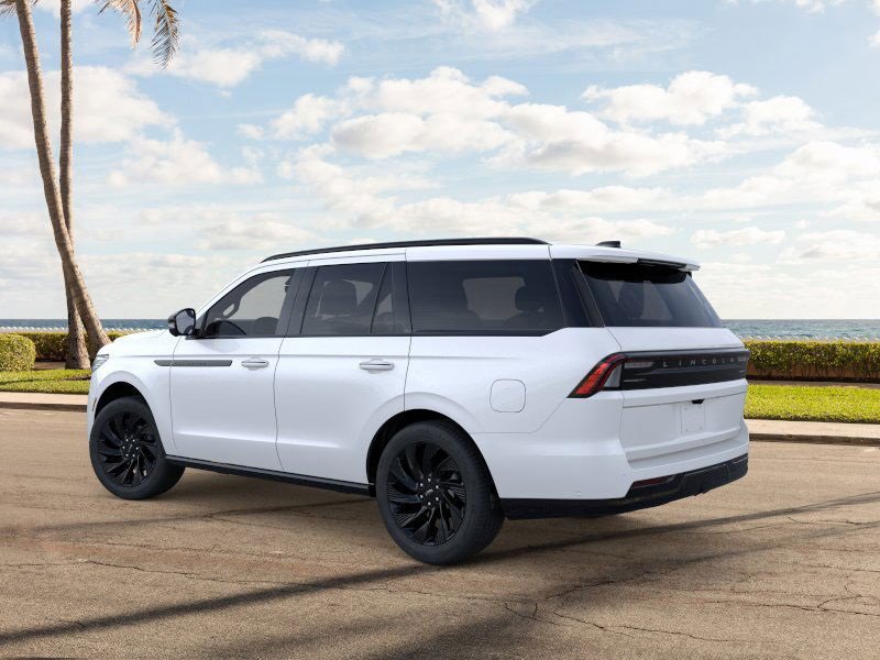 New 2025 Lincoln Navigator Reserve image 4