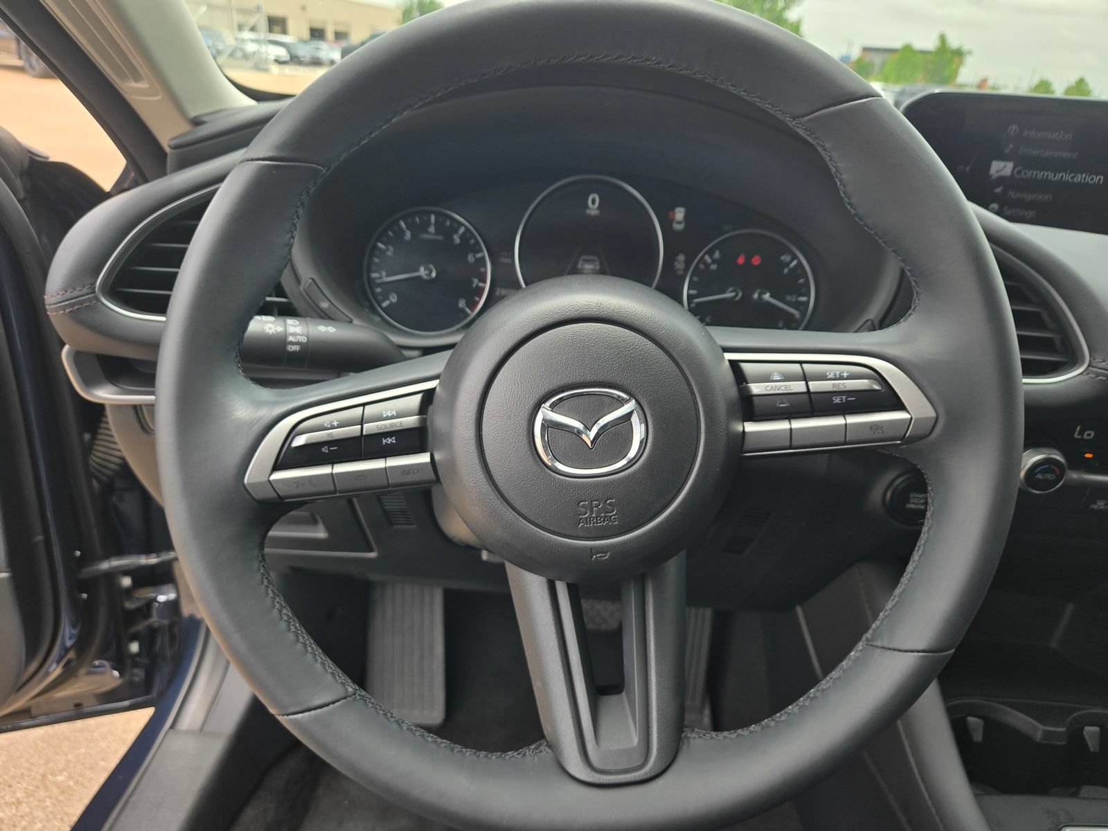 Used 2023 MAZDA MAZDA3 s FWD image 11