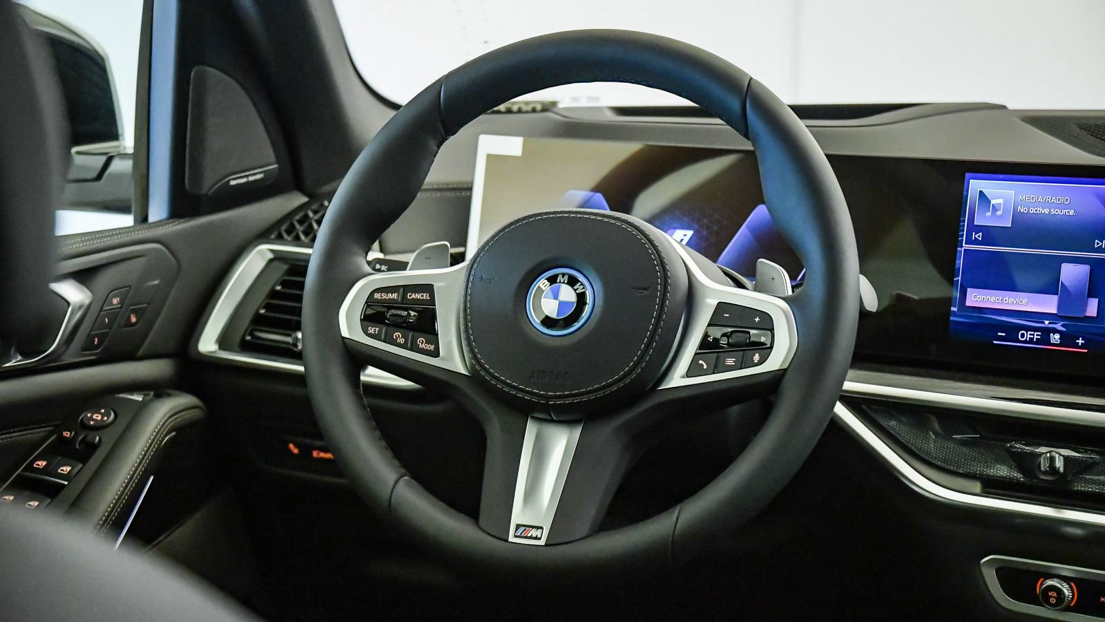 New 2026 BMW X5 xDrive50e AWD/4WD image 13