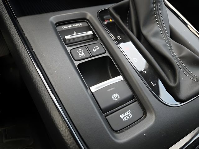 Used 2023 Honda CR-V LX image 29