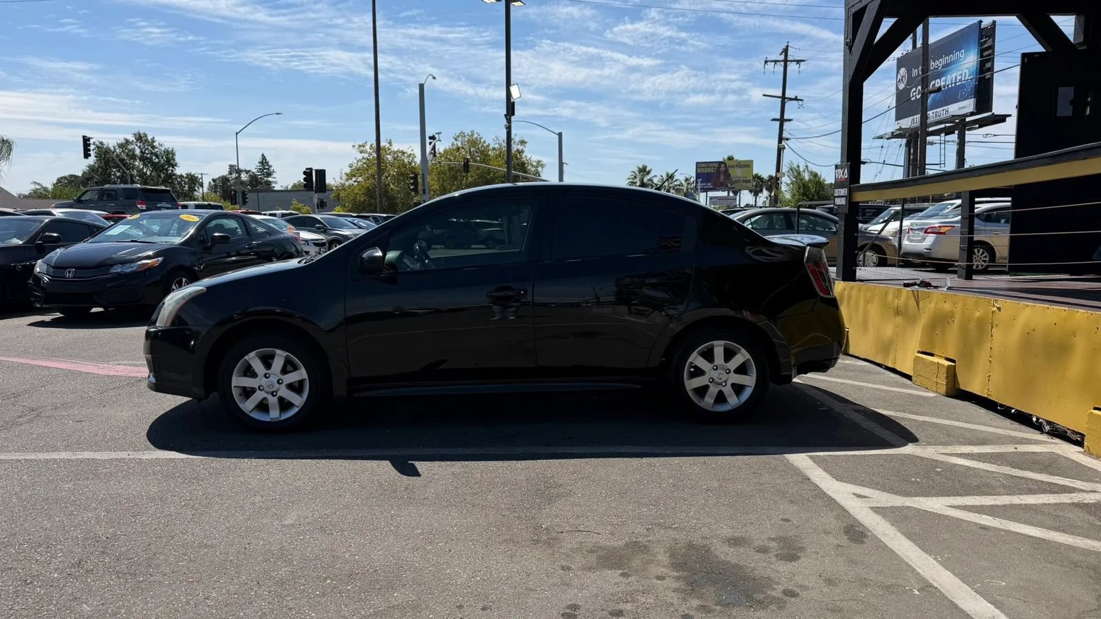 Used 2011 Nissan Sentra 2.0 SR w/ Convenience Pkg FWD image 8