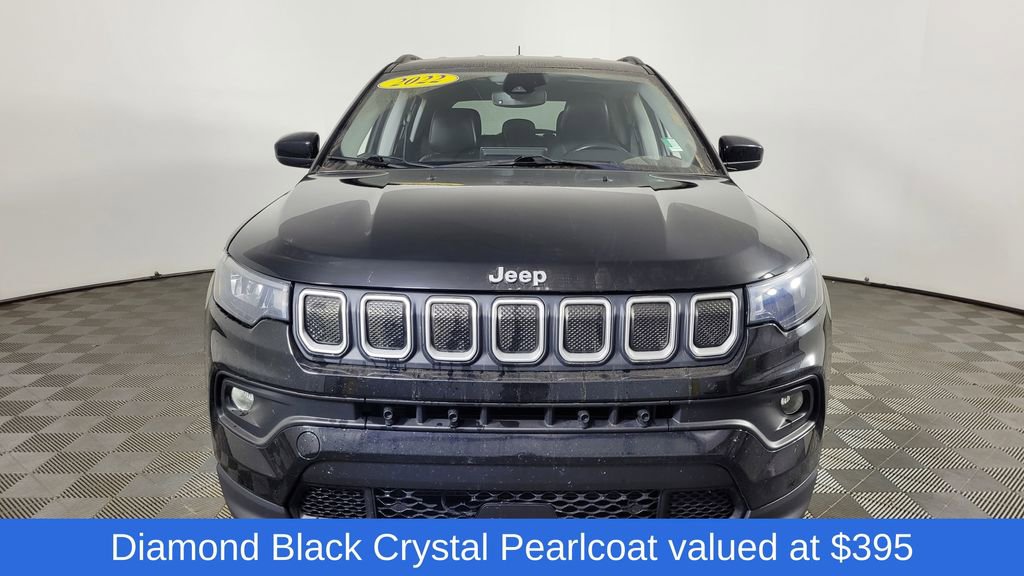 Used 2022 Jeep Compass Latitude image 2
