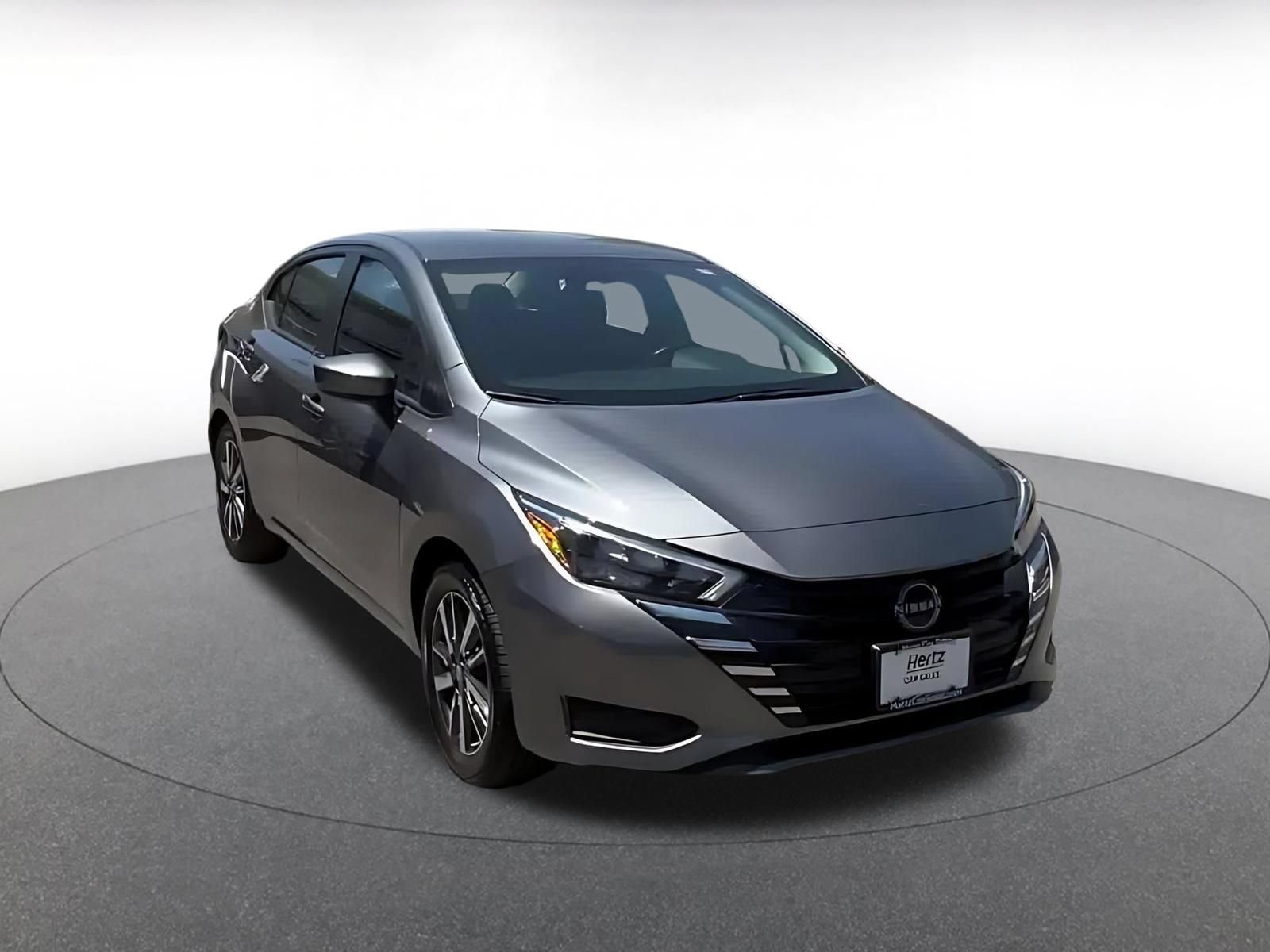 Used 2025 Nissan Versa SV FWD image 3