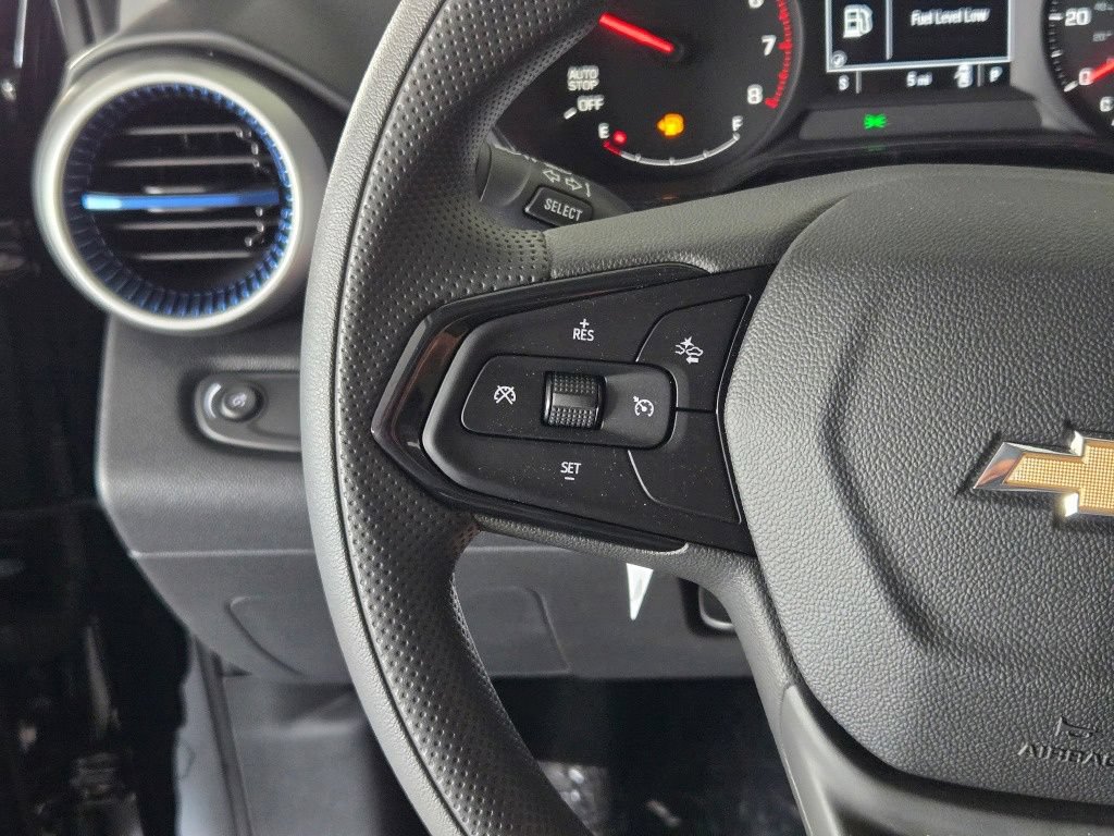 New 2026 Chevrolet Trax LS w/ LS Convenience Package FWD image 25