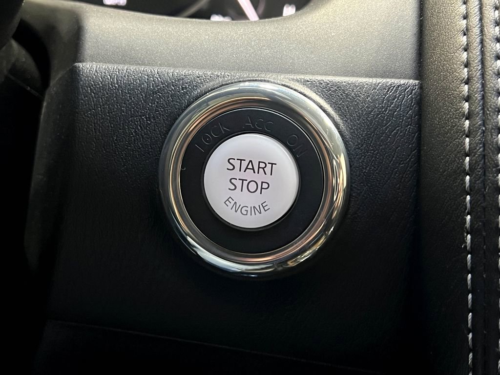 Used 2016 INFINITI QX80 Luxe w/ 22" Wheel Package image 23